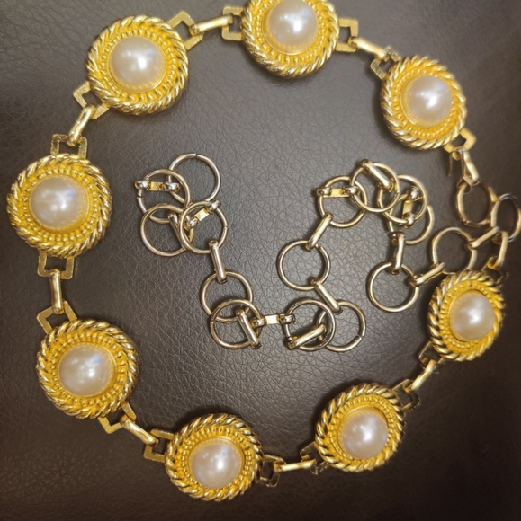 Vintage chain belt with faux pearls - Picture 7 of 8